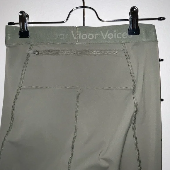 OUTDOOR VOICES SuperForm™ Bloom 7/8 Legging size SMALL - Picture 6 of 6